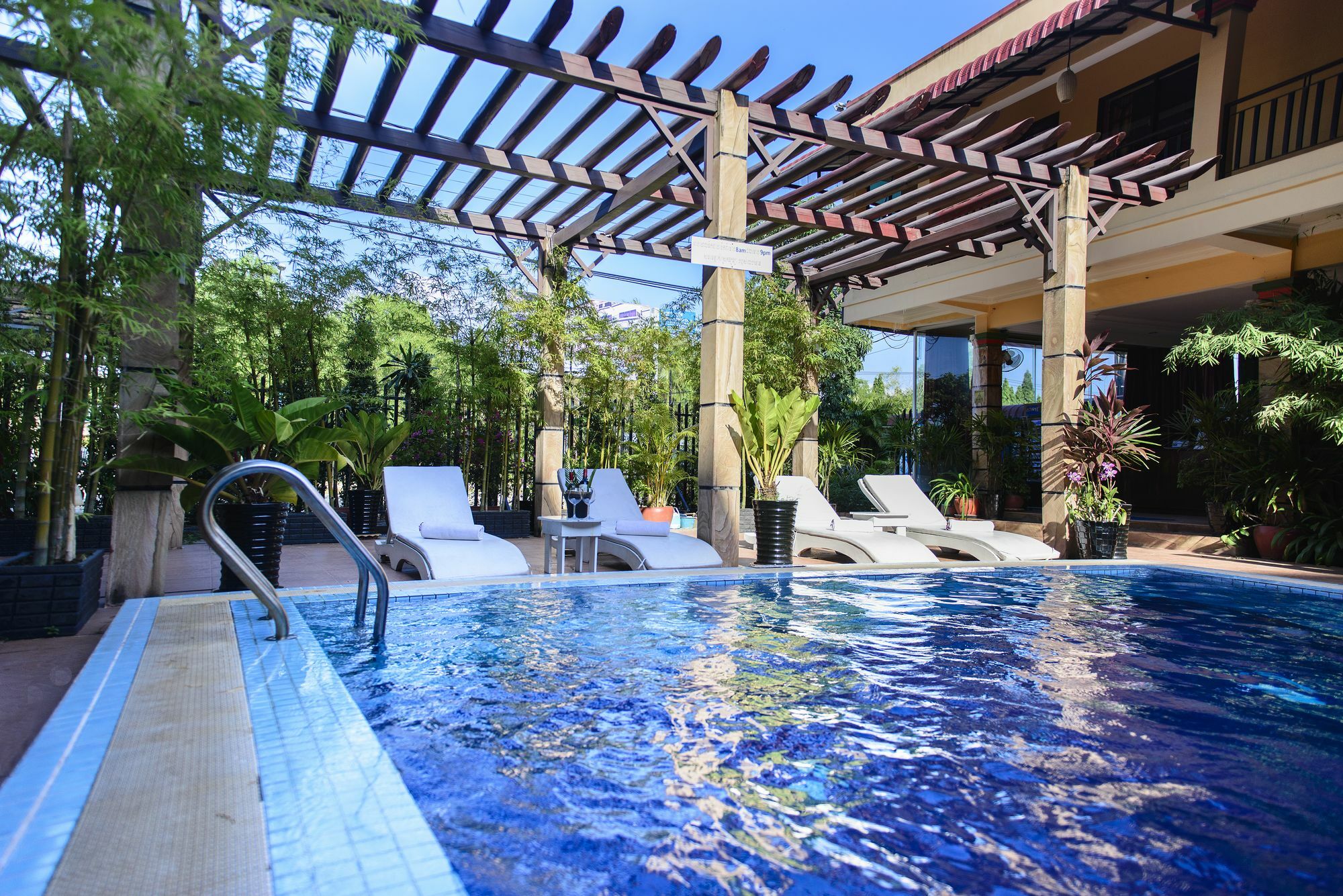 Grand Sihanouk Ville سيهانوكفيل المظهر الخارجي الصورة